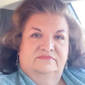 Meet your Posher, Luanne